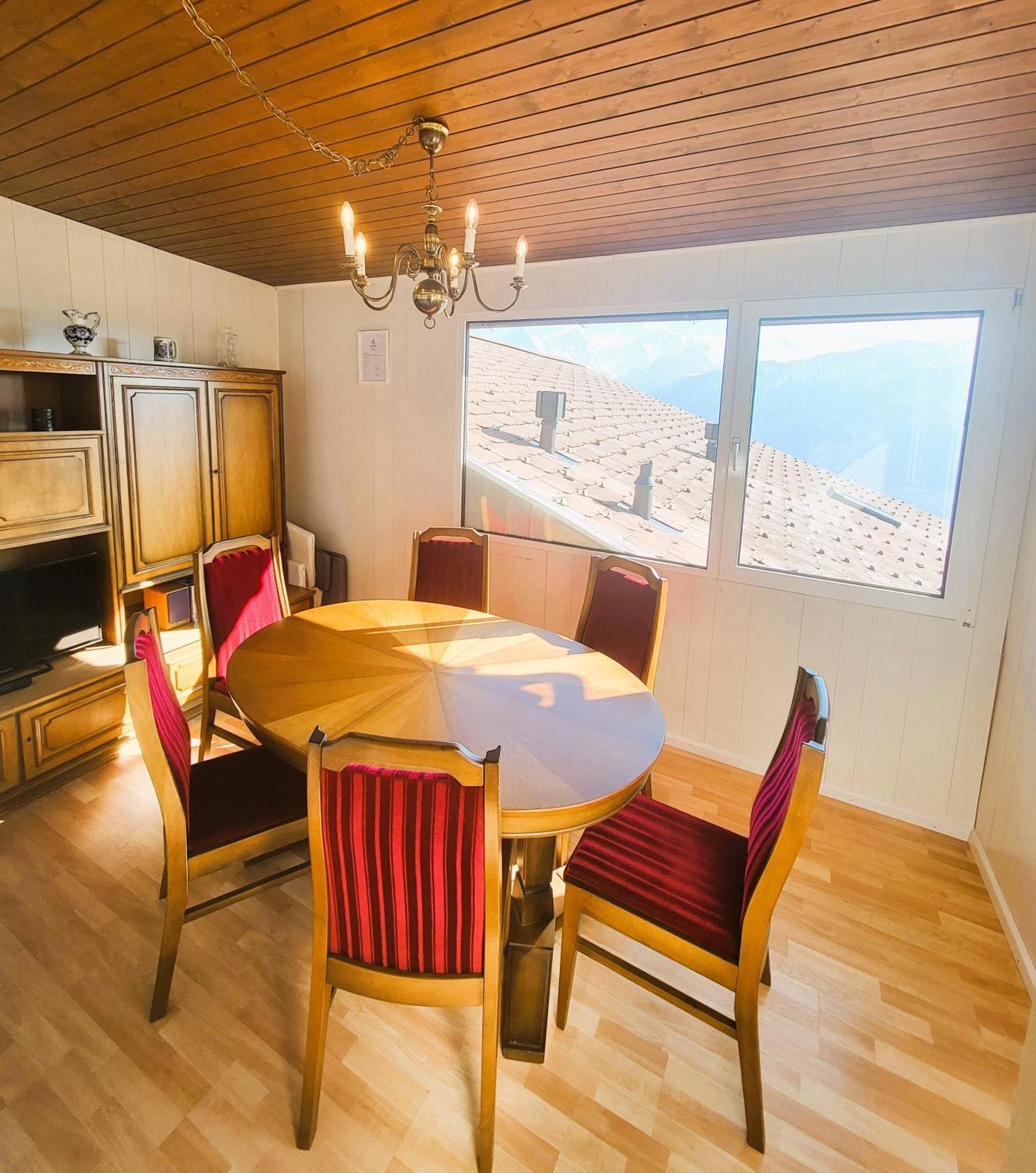 Chalet Lilo 4 Zimmer Big View Беатенберг Экстерьер фото
